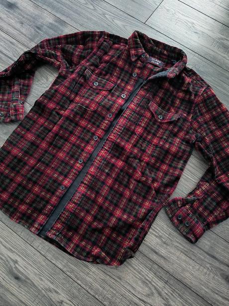 Teplejšia košeľa, 152