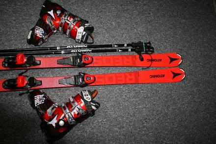 Lyže atomic j4 160 cm , lyžiarky, atomic,160-169 cm