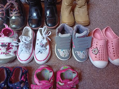 Dievčenské topanky, rozne velkosti, od 21-28, 24