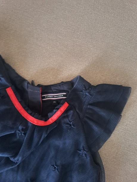 Nádherné šaty, tommy hilfiger,74