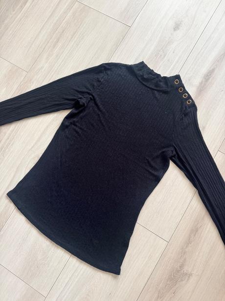 Basic tričko čierne s cvočkami, camaieu,38