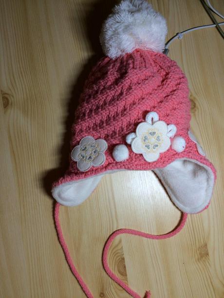 Zimná čiapka so šnurkou, 50