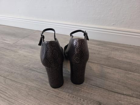 Lodičky s rybím vzorom na opätku, next,41