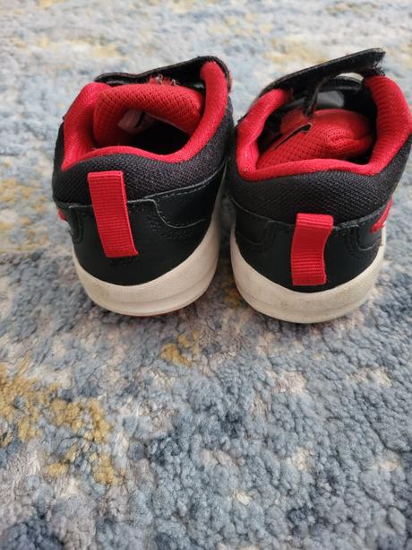 Nike tenisky, nike,22