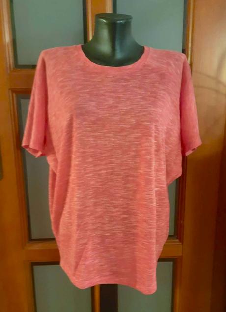 Predám dámske tričko veľ.42-44, xl
