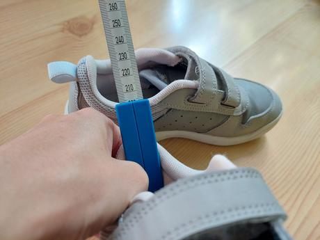 Tenisky, adidas,32