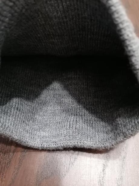 Čiapka s guličkami, 74