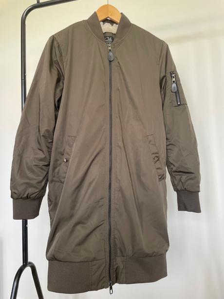 Predlzena bomberka, clockhouse,38