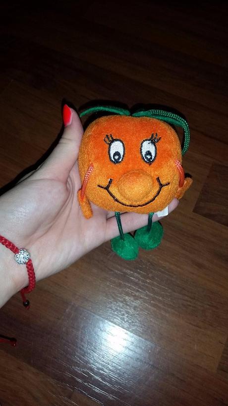 3 plyšové hračky - ovocie,