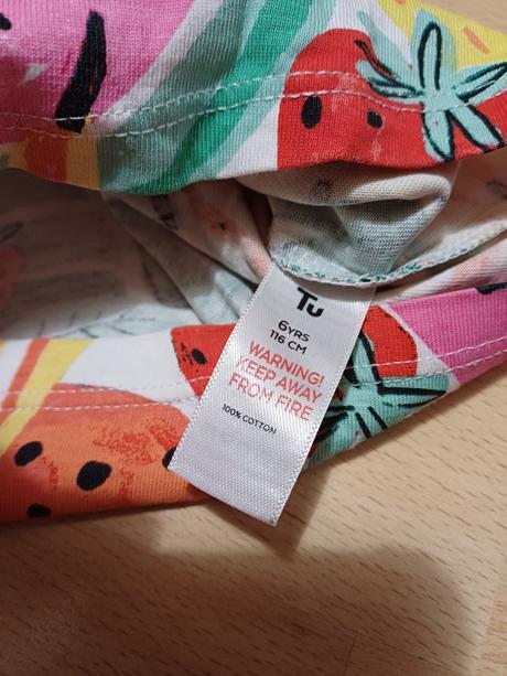 Pestrý letný overal, tu,116