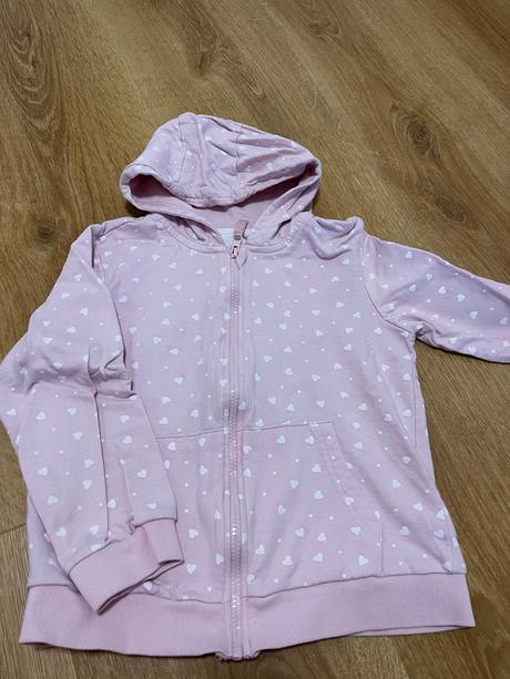 Srdieckova mikina, sinsay,134