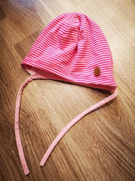 Čiapka na zaviazanie, 62