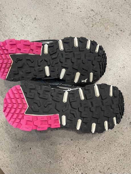 Turistická obuv, 32