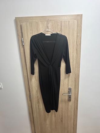 Malé čierne šaty, m