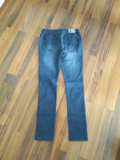 Dievčenské rifle (cena s poštovným), 182