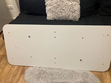 Praktický prac.stôl ikea-bekant+zásuvkový diel mic,