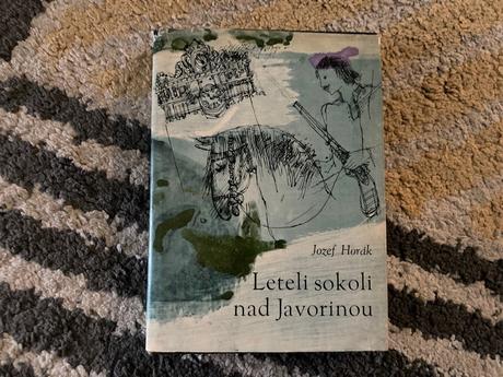 Leteli sokoli nad javorinou (1977),