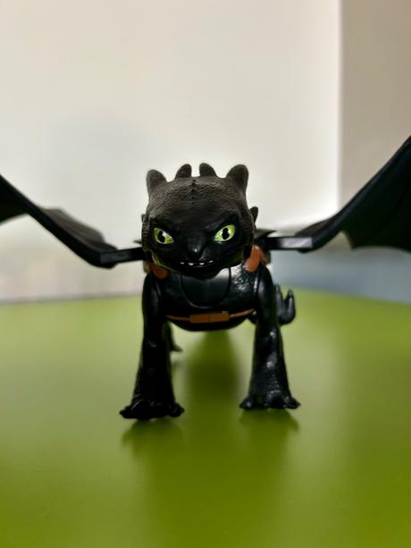 Hračka drak nočný bes,