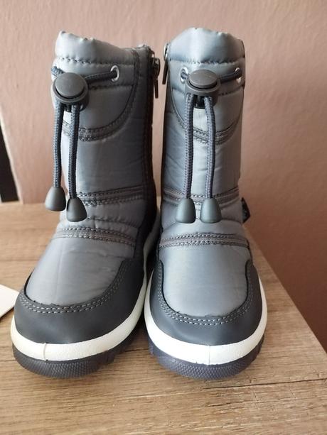 Snehule veľk.27, 27