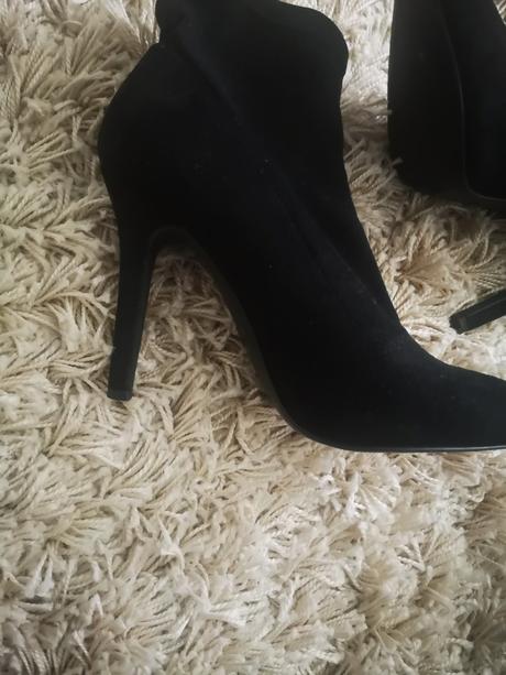 Čierne semišové čižmičky, 38