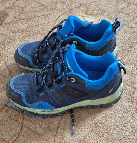 Turistické topanky, 35