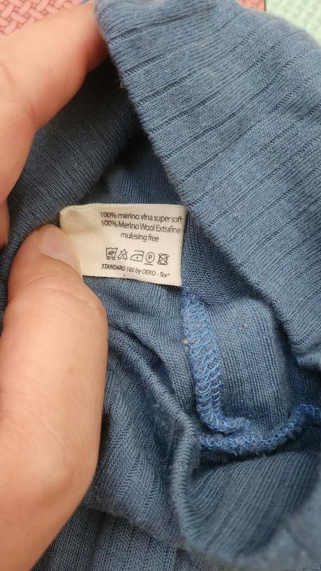 Merino baby gate, 74