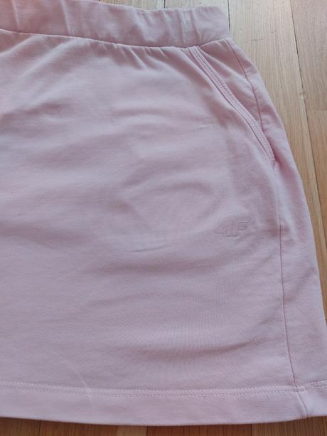 Sukňa 4f veľkosť 158, 158