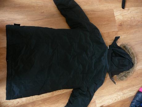 Devcenska prechodna bunda, 146