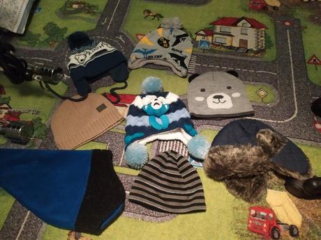 Čiapky teplucke, 104