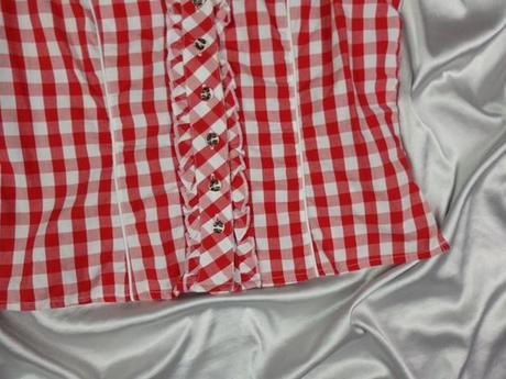 Kvalitná blúzka ku kroju, 38