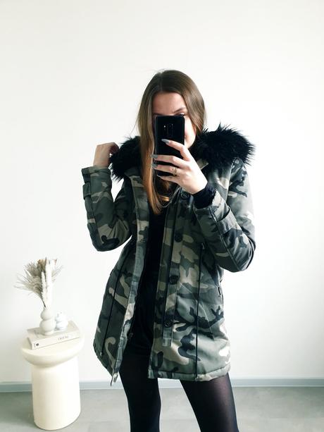 Vojenská bunda s kožušinou xs/s, xs