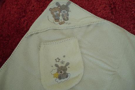 Osuška s rukavicou 63,5cm x 68,5cm,