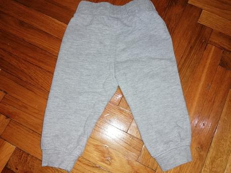 Sivé tepláky, baby club,74