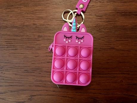 Pop it v tvare kapsičky, 