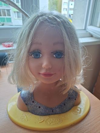 Česacia hlava baby born, 