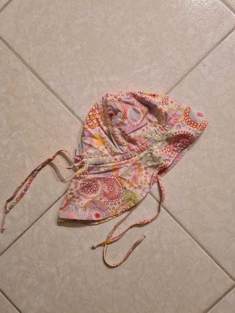 Ľahký letný klobúčik, <50