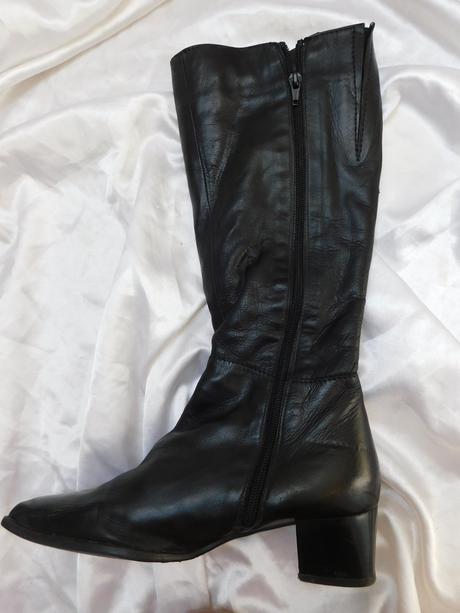 Leone kvalitne damske kozene čižmy, 39