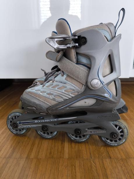 Kvalitné kolieskové rozťahovacie korčule rollerbla, rollerblade,32