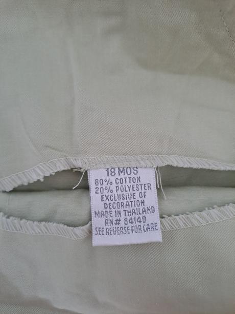 Kraťasy a tričko (18m), 86