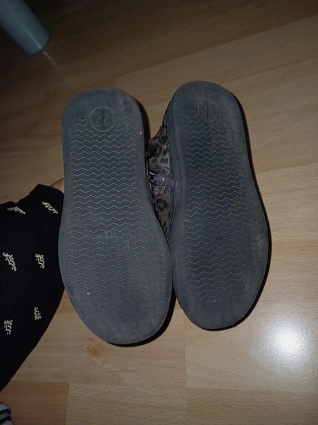 Prechodne nizke čižmičky, f&f,25