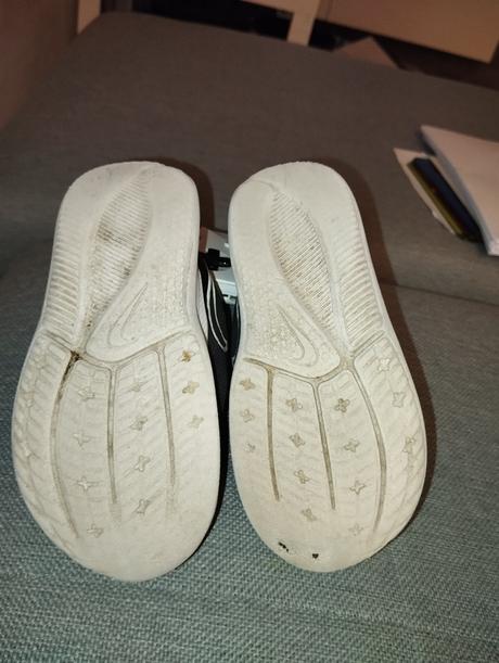 Detské tenisky, nike,27