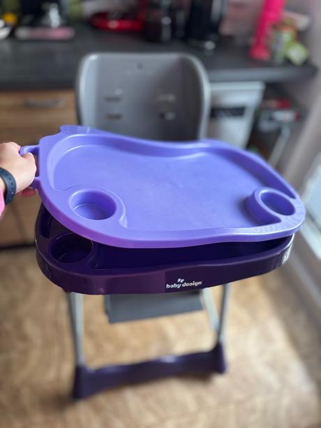 Jedálenská polohovateľná stolička, baby design