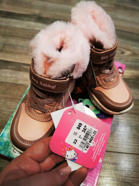 Zimne topanky, v. 22, nové, 22