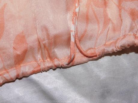 Luxusna hodvabna bluzka, 38