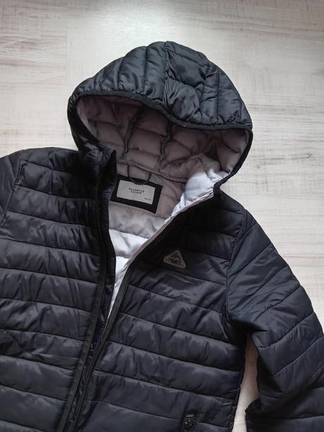 Vetrovka, reserved,146