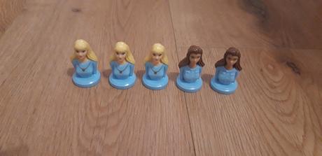 Figúrky z vajíčok, jogurtov a lízatiek, 