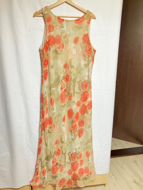 Dámske kvetované dlhé letné šaty na ramienka, l