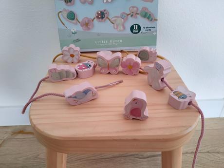 Little dutch drevené korále kvety a motýle,