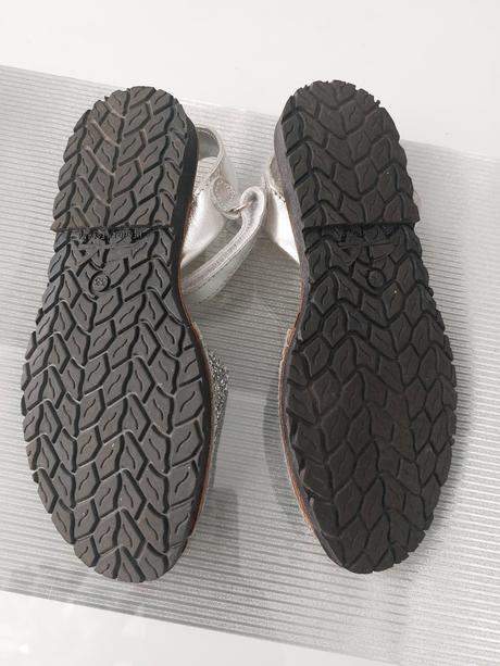 Dievčenské sandále, 33