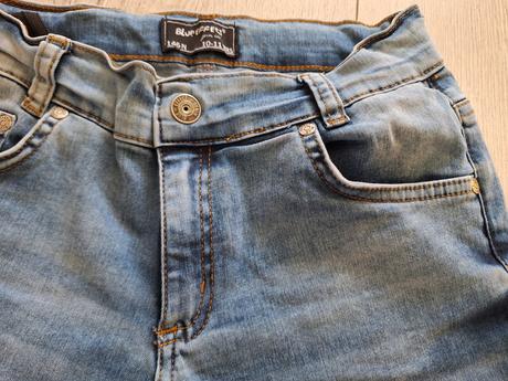 Slim kratasy top stav 10-11, 146